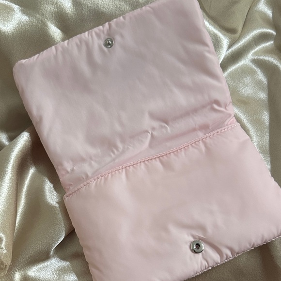 NEW Dior Soft Pink Pillow Clutch Makeup Pouch with Silver Logo and deluxe Jadore - Picture 3 of 8